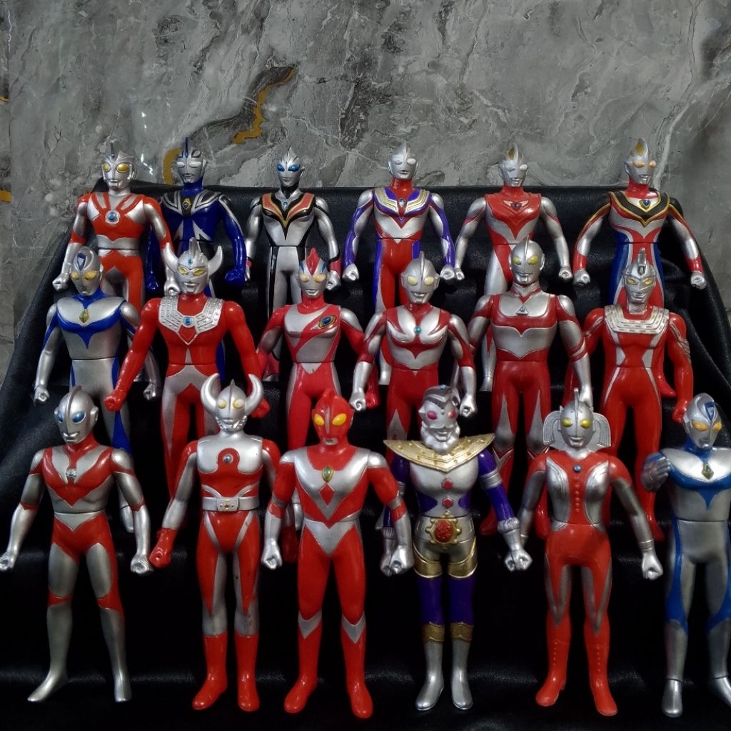 UHS Ultraman Tiga Ace Dyna Gaia Agul Zeart king Taro 17cm Vintage Series Original BANDAI Japan