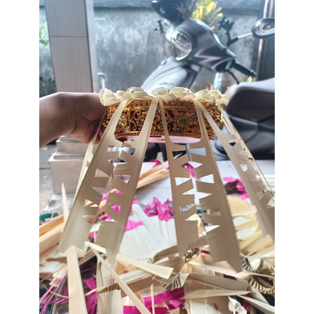 Hiasan Bokor/Penari/Panyembrahma/Tari