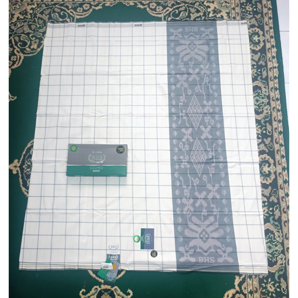 SARUNG BHS  COSMO MOTIF KOTAK JADUL PUTIH ORIGINAL KWALITAS TERJAMIN