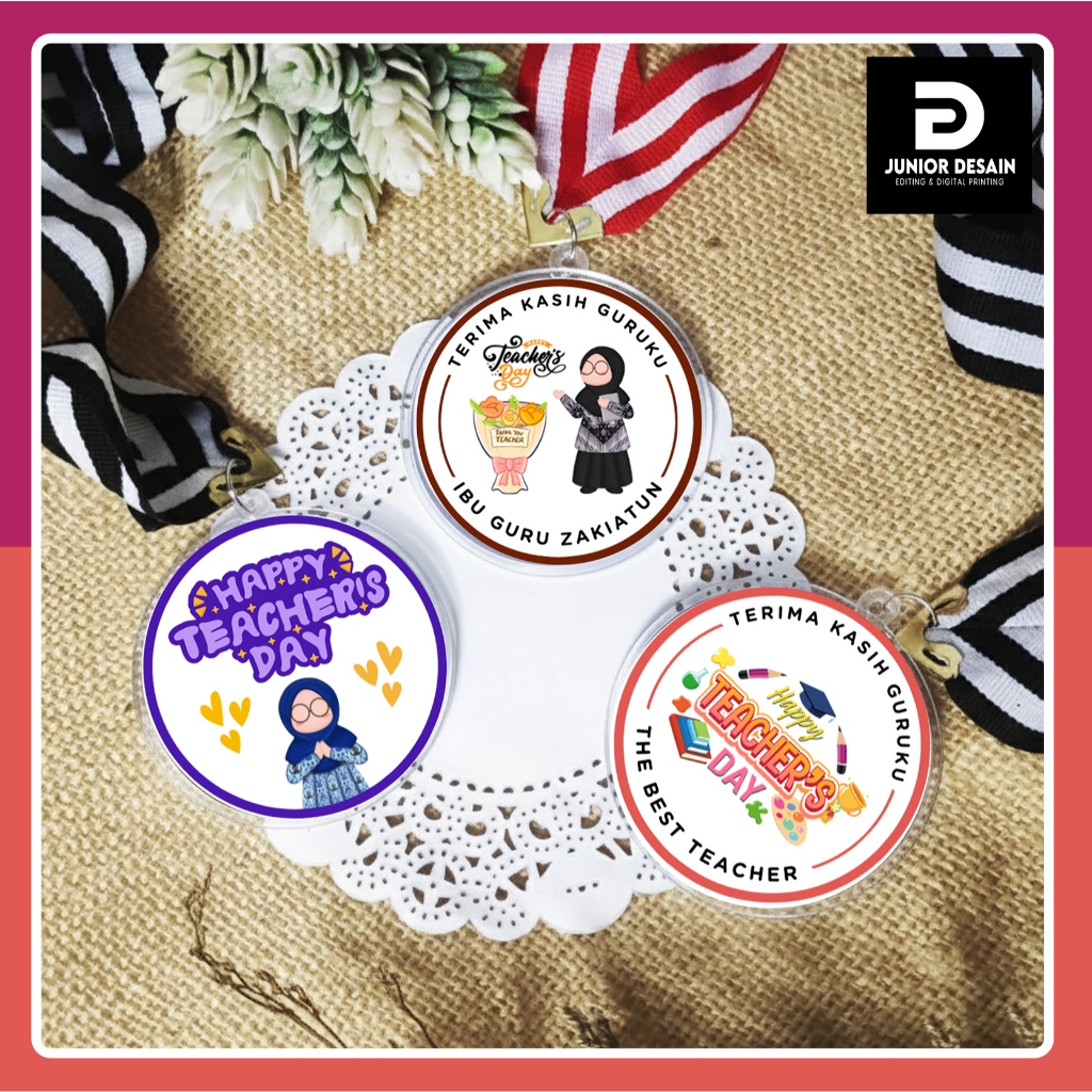 Medali Hari Guru Custom Tulisan dan Animasi 2 Sisi/ Medali Custom Akrilik Kado Hari Guru