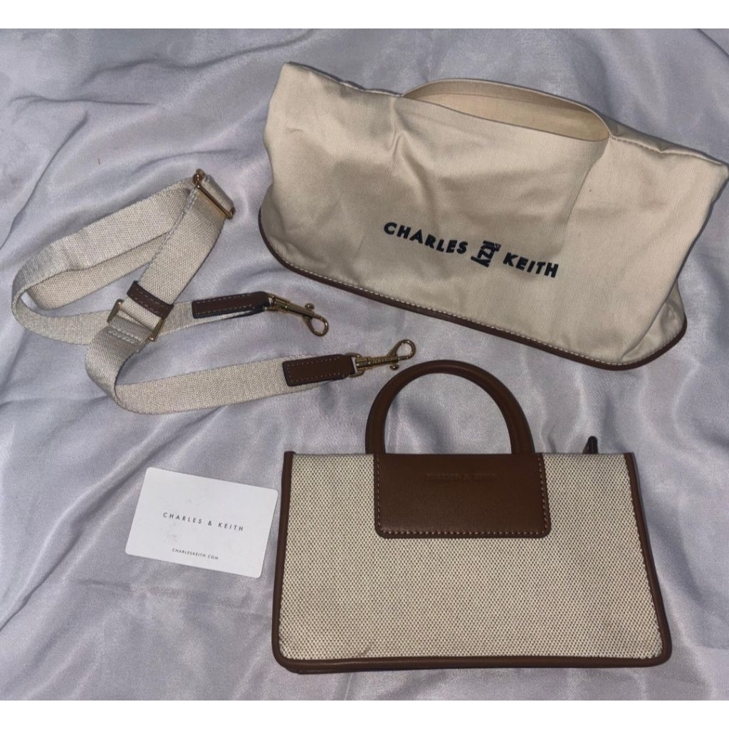 Preloved Tas Charles n Keith / Cnk Bag x Itzy, Original Store