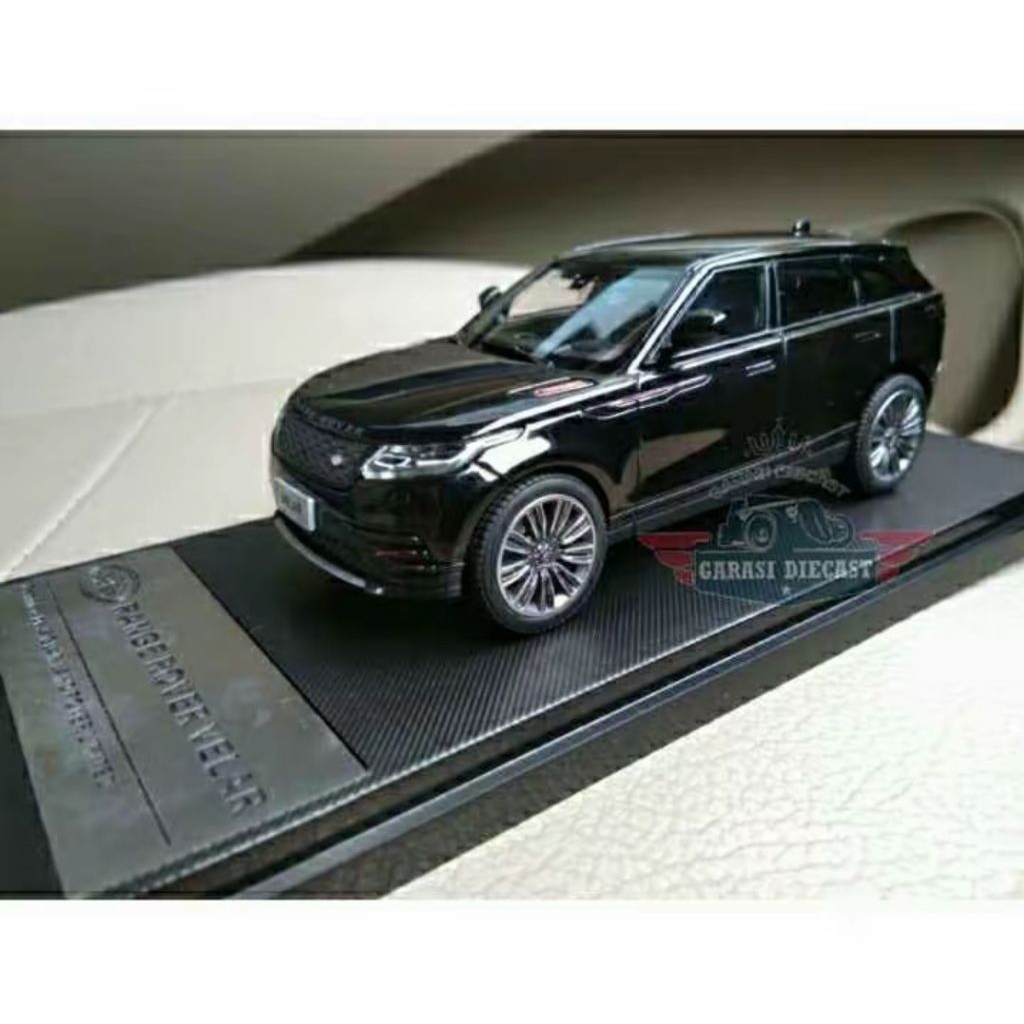 Diecast LCD model 1/43 Range Rover velar 1st edition black