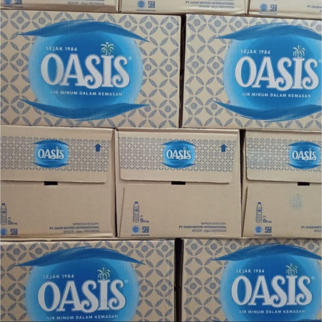 (1dus isi 24 ) Oasis Air Mineral Botol Tanggung 600 ml
