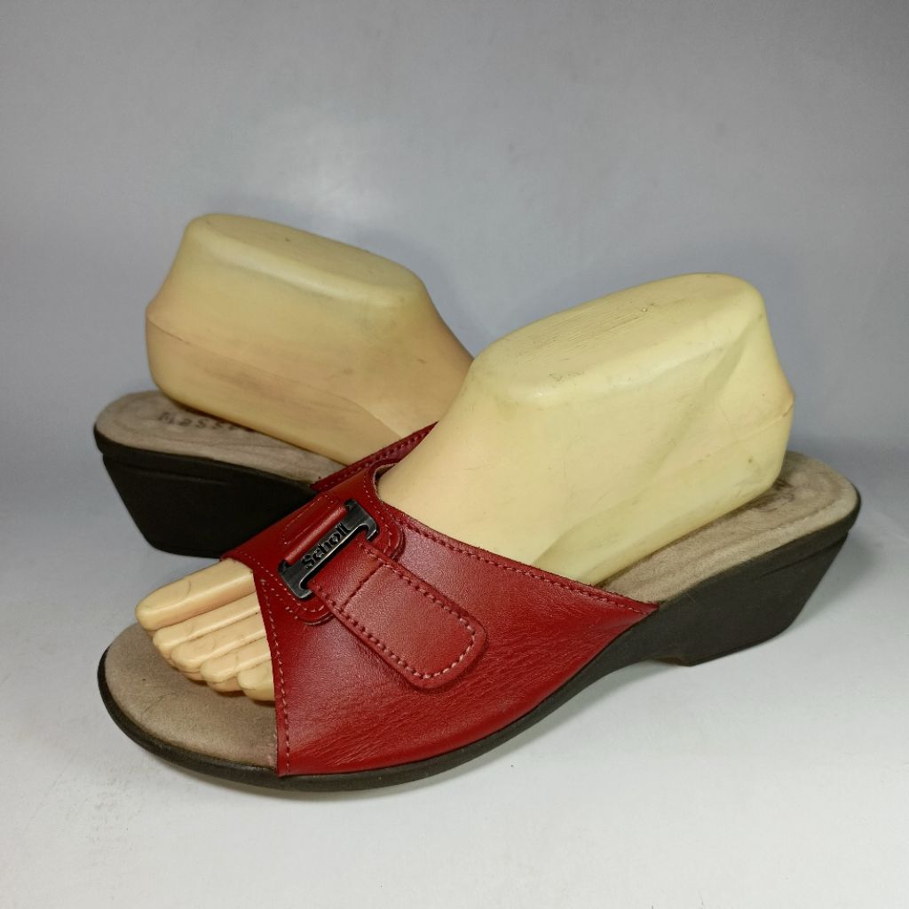 Scholl leather wedges 40 size woman shoes