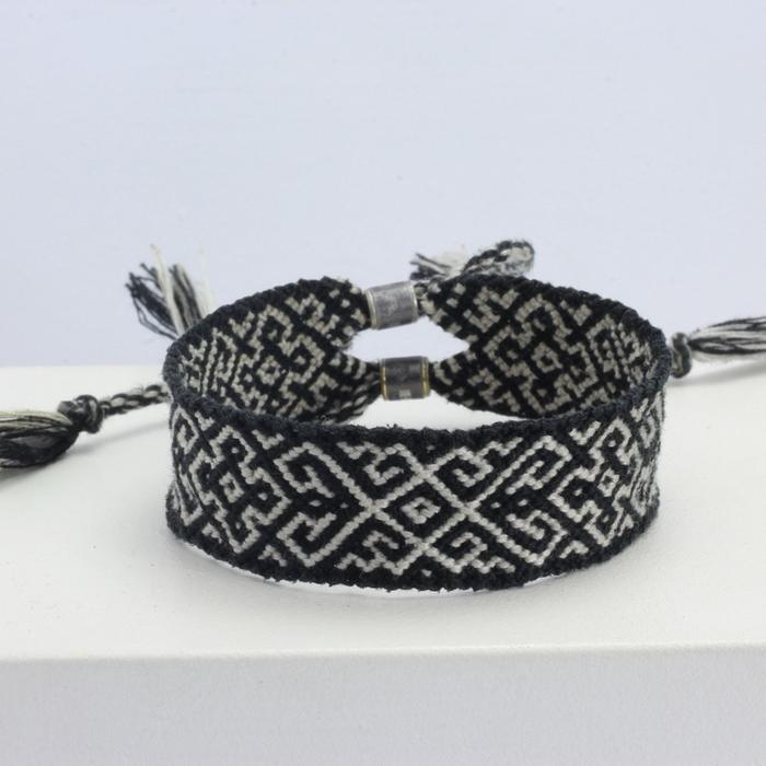 GELANG SIMPUL DARI BENANG/GELANG RAJUT/GELANG ETNIK/GELANG PERSAHABATAN/GELANG HANDMADE