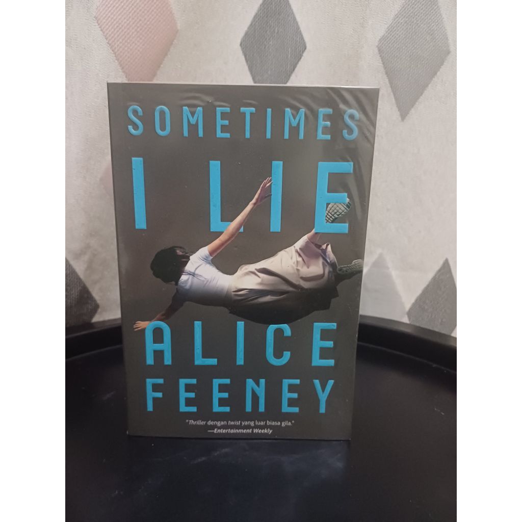 Novel Preloved Sometimes I Lie by Alice Feeney