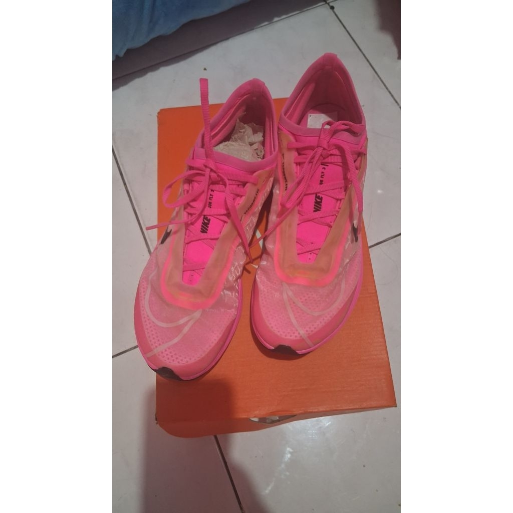 nike original running pink zoom fly 3 ukuran 38 TERMURAH