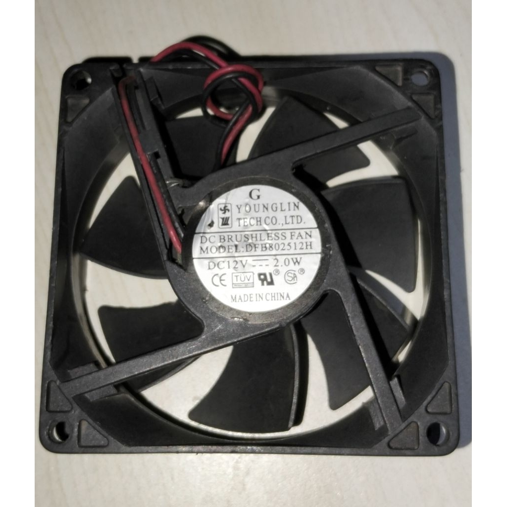 KIPAS FAN 2/3PIN 8X8 12V 2.0W T 2.5CM BEKAS