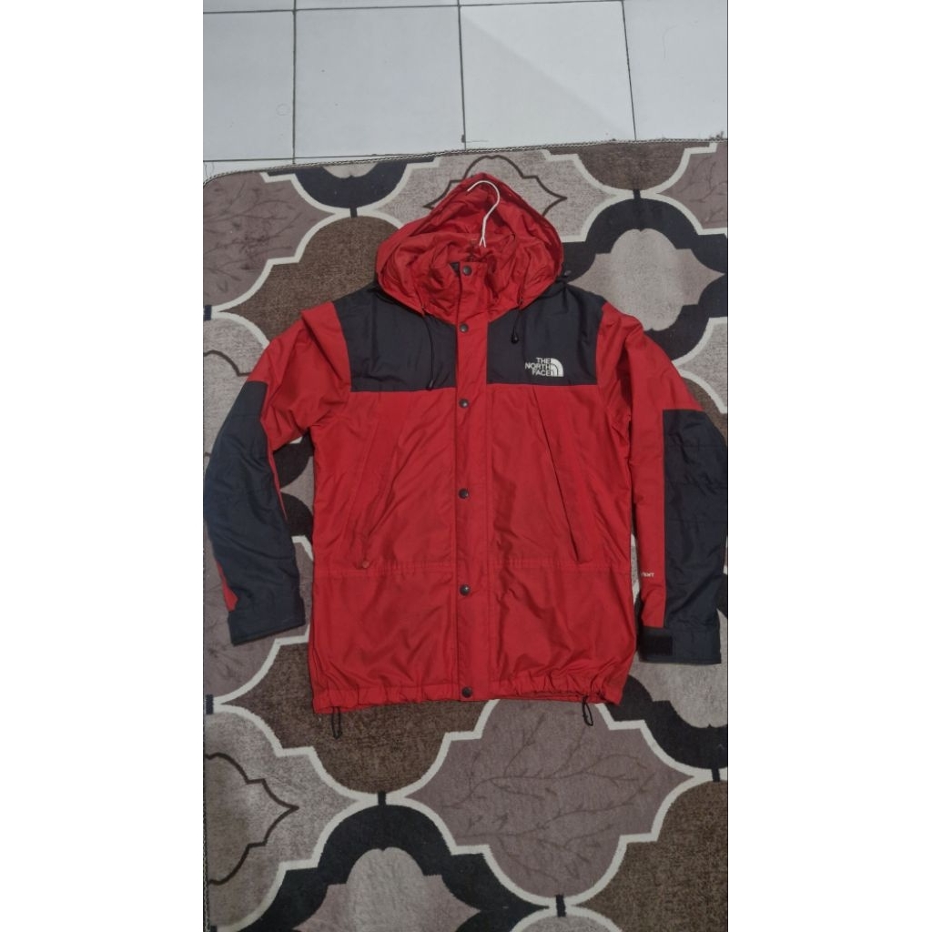 jaket tnf