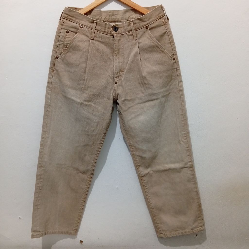Celana Jeans LEVI'S RED STAY LOOSE [SECOND ASIK]