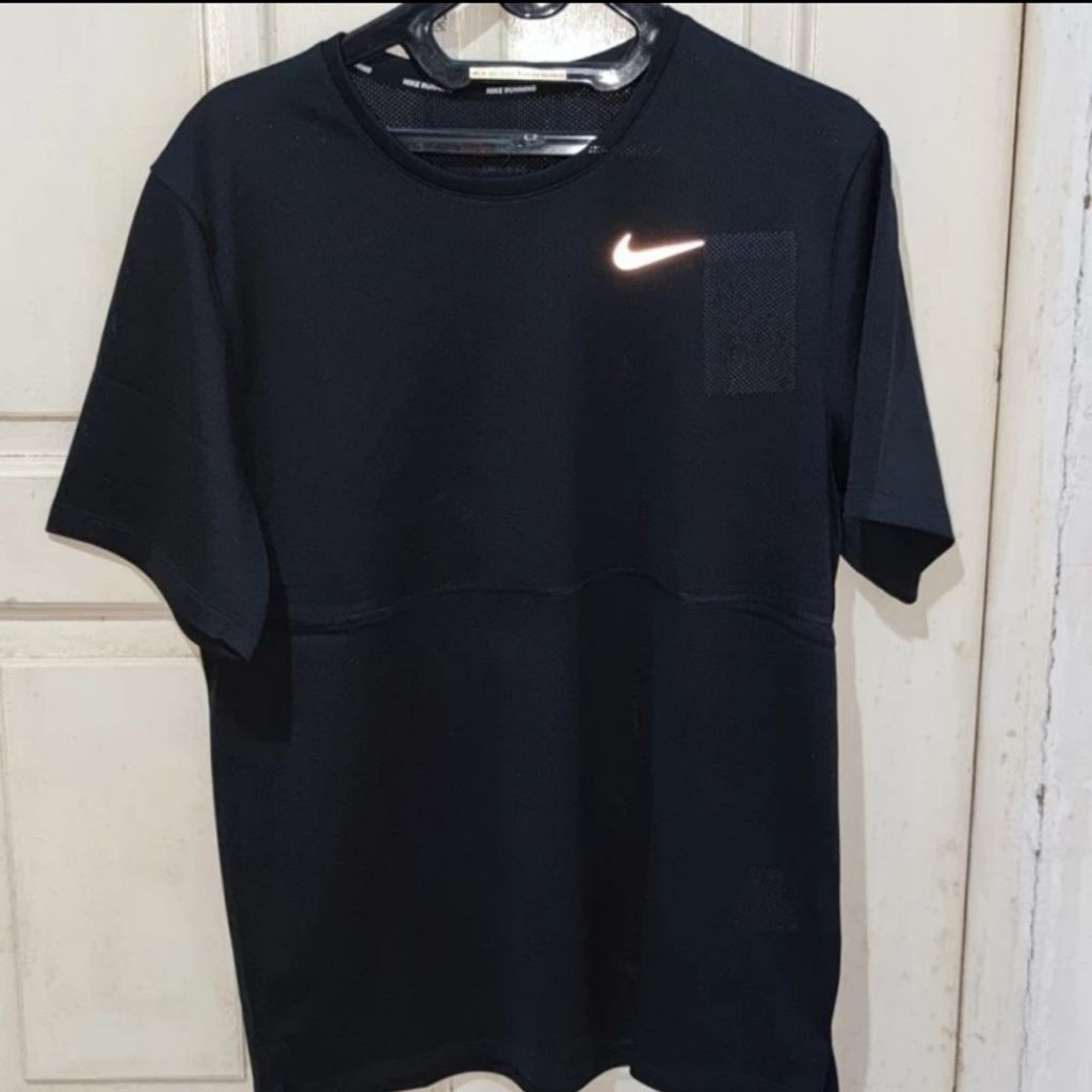 Kaos Nike Dry Fit pria