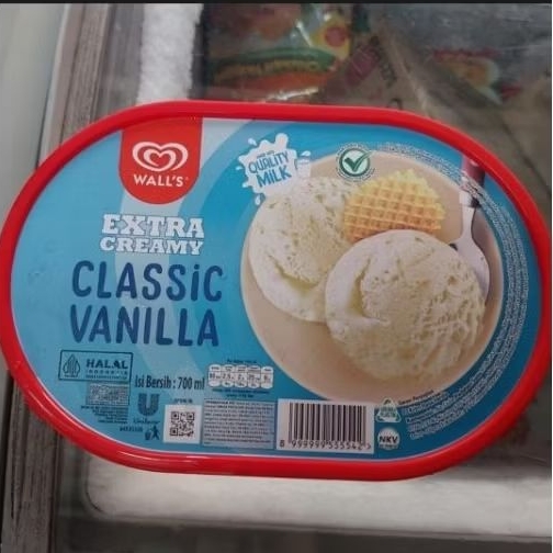 Es Krim Ice Cream Walls CREAMY VANILA 700 ml BESAR