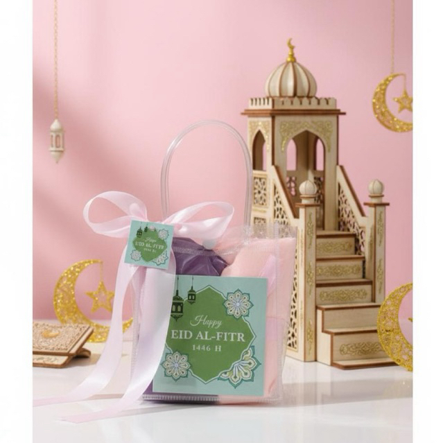 HAMPERS LEBARAN - HAMPERS HIJAB --HAMPERS BANDUNG - HADIAH WISUDA - KADO WISUDA - KADO PERNIKAHAN - 