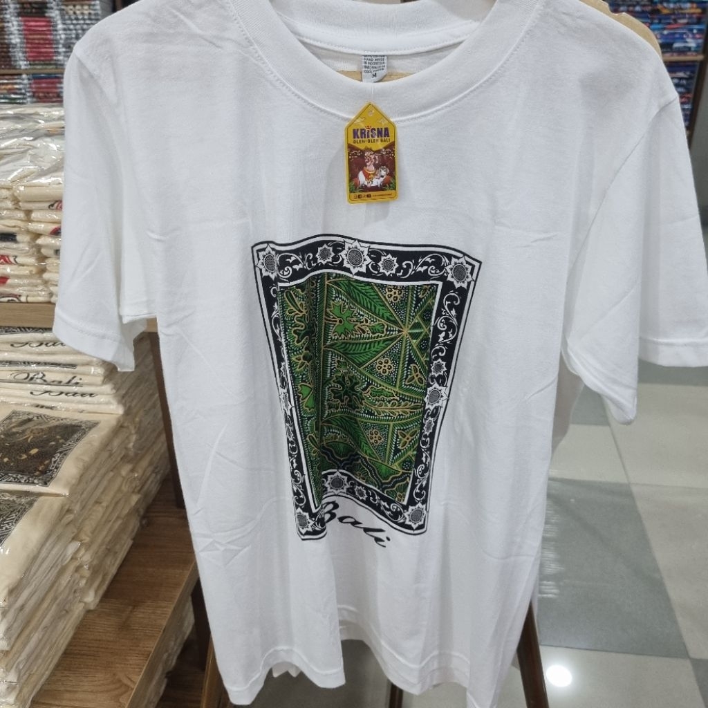 KAOS PUTIH MOTIF BATIK. KAOS KRISNA. T-SHIRT PRIA WANITA. KRISNA OLEH OLEH BALI