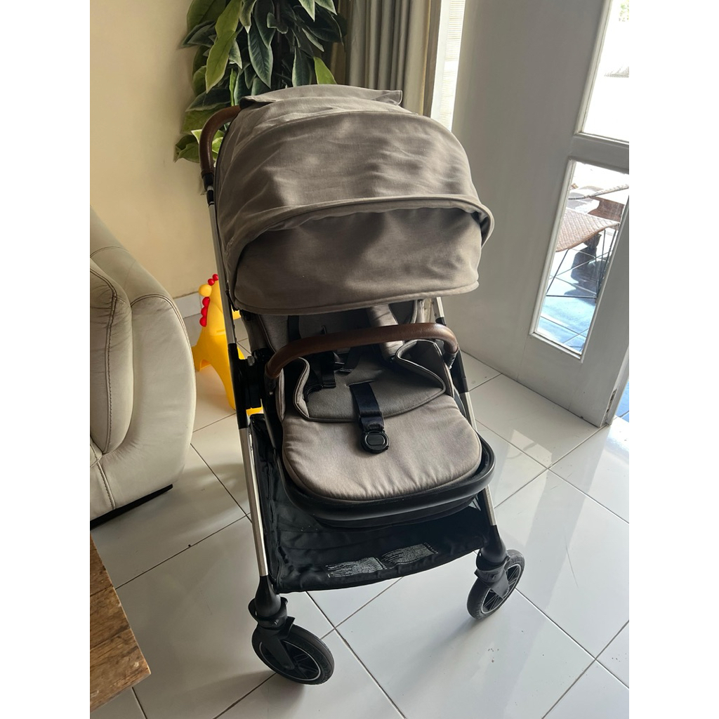 Preloved Nuna Triv Hazelwood