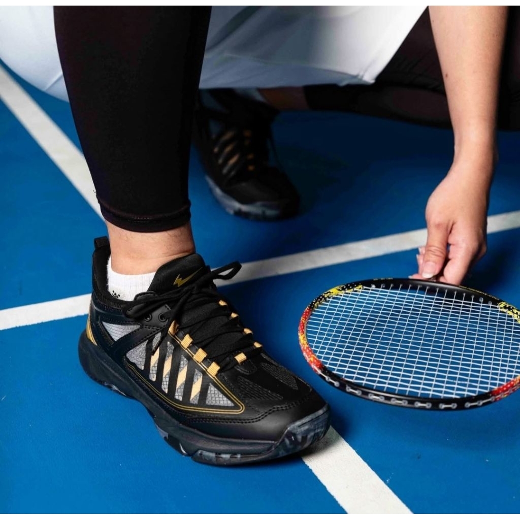 sepatu pria wanita - sepatu eagle 100% original - sepatu eagle badminton sepatu tennis sepatu olahra