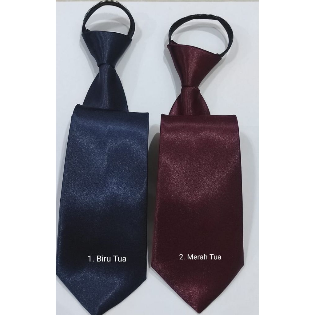 Dasi Biru / Dasi Merah Pria Polos Panjang Instan Resleting