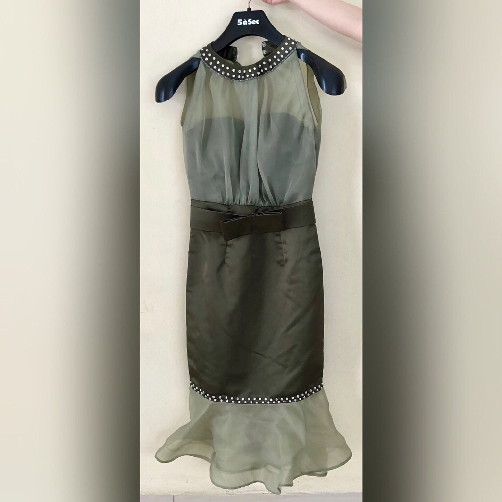 Baju Gaun Dress Pesta Kondangan (size XS S) | Preloved, Bridesmaids Gown, Wedding, Dress Hijau Olive