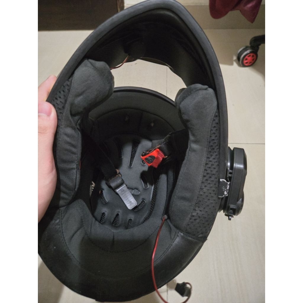 helm airoh valor size xl second intercom nempel