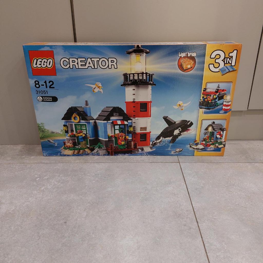 LEGO CREATOR LIGHTHOUSE ISLAND 31051