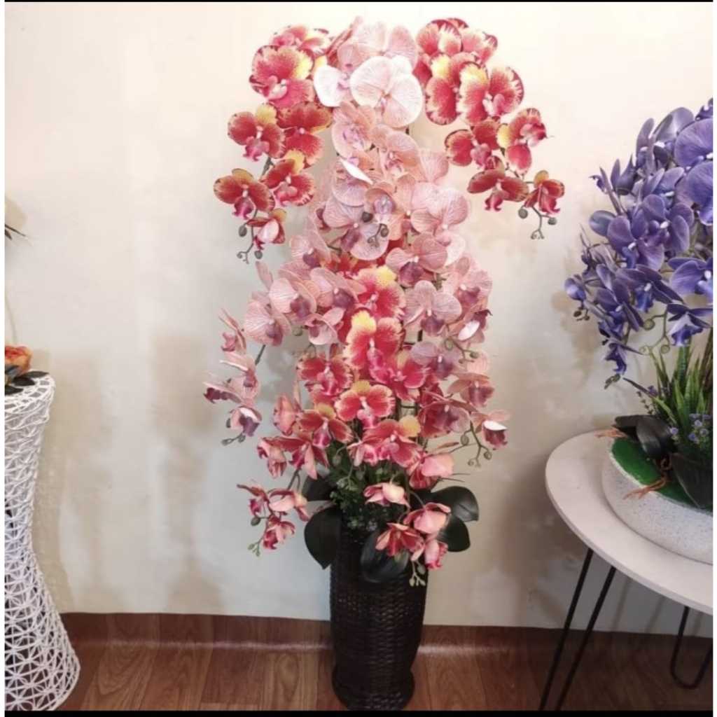 Bunga Hias Sudut Anggrek Latex Jumbo 10 Tangkai + pot rotan sintesis