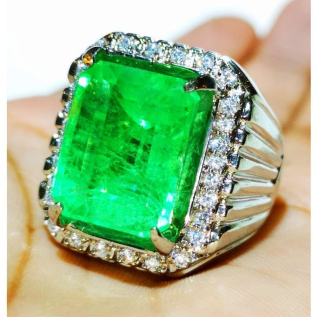 BATU CINCIN PRIA JAMRUD COLOMBIA KOTAK SUPER MEWAH MEMO SGR ORIGIN SETIAP BATU BEDA SERAT