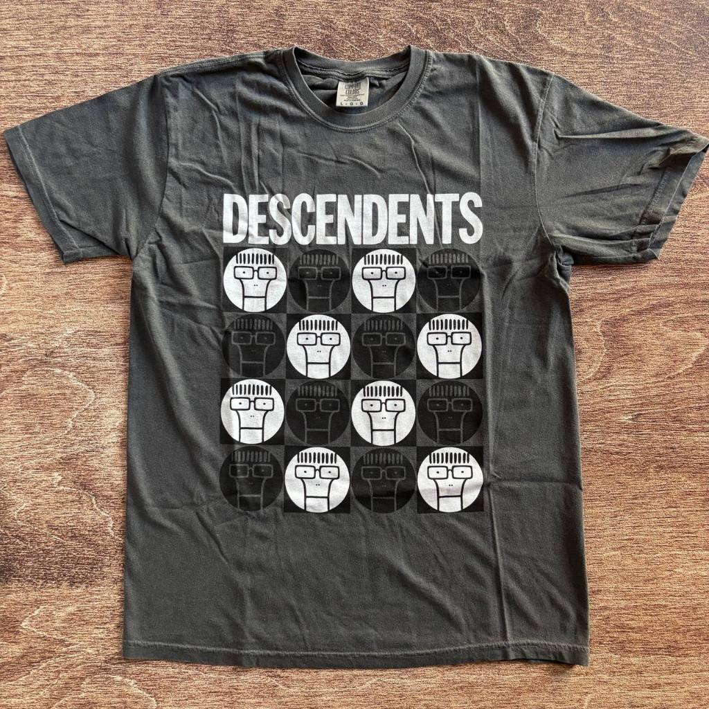 EXCLUSIVE KAOS BAND OFFICIAL DESCENDENTS - MILO CIRCLE ORIGINAL MERCHANDISE