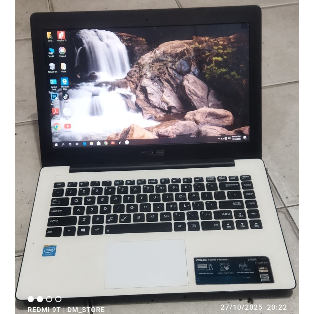 laptop Asus X453M putih RAM 4gb SSD 256gb siap pakai