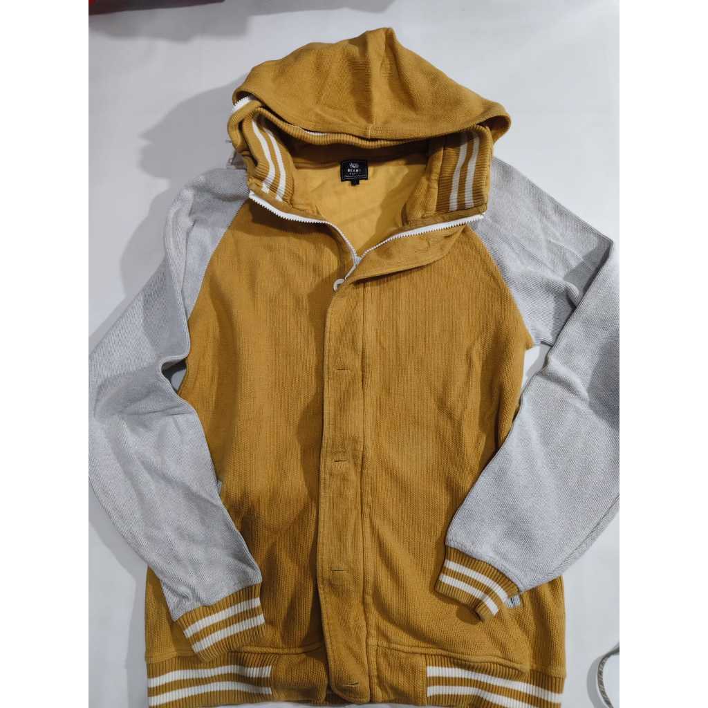 Jaket Fashion / casual / Hodie Hidden / Varsity Zipper Keren Tebal brand Beams