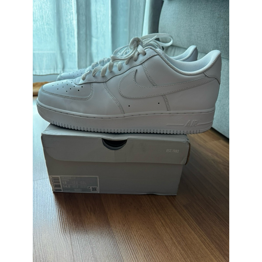 Sepatu Pria Nike Air Force 1 Ori