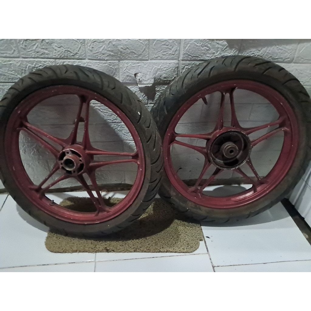 Velg pelek thunder tunder suzuki racing palang original ori copotan standar layak pakai kelengkapann