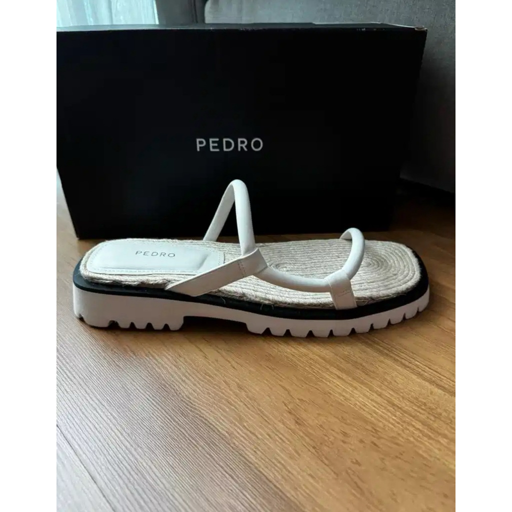 Sandal Pedro Wanita