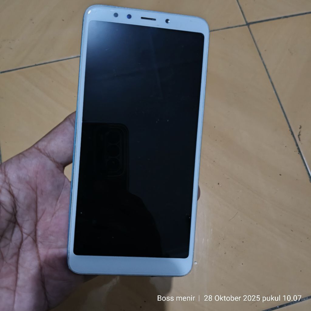LCD Touchscreen Xiaomi Redmi 5 Orie Copotan