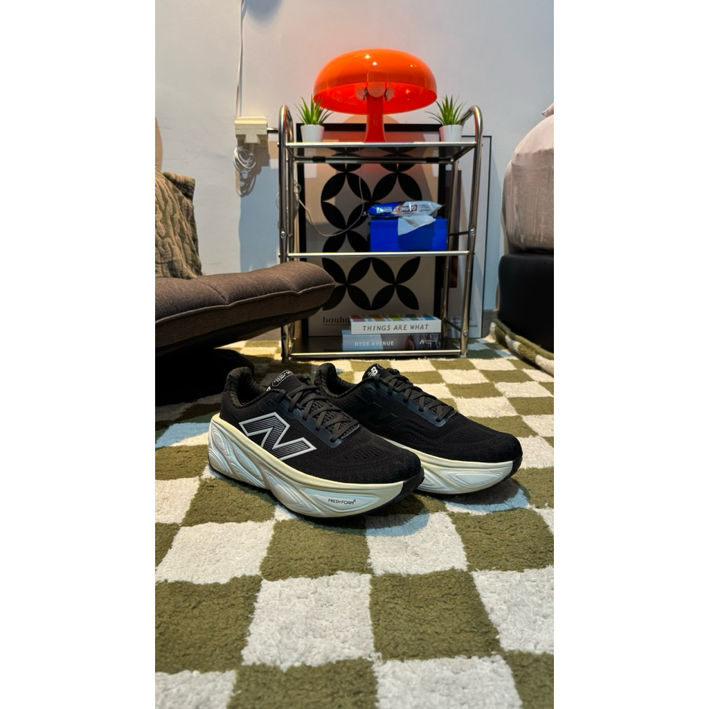 New Balance Freshfoam X More V5 Size 46.5 / 30 cm