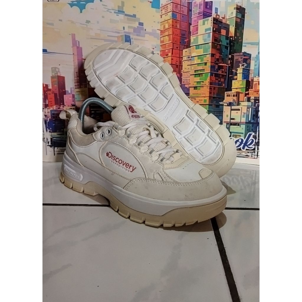 Sepatu Outdoor Running Discovery Expedition