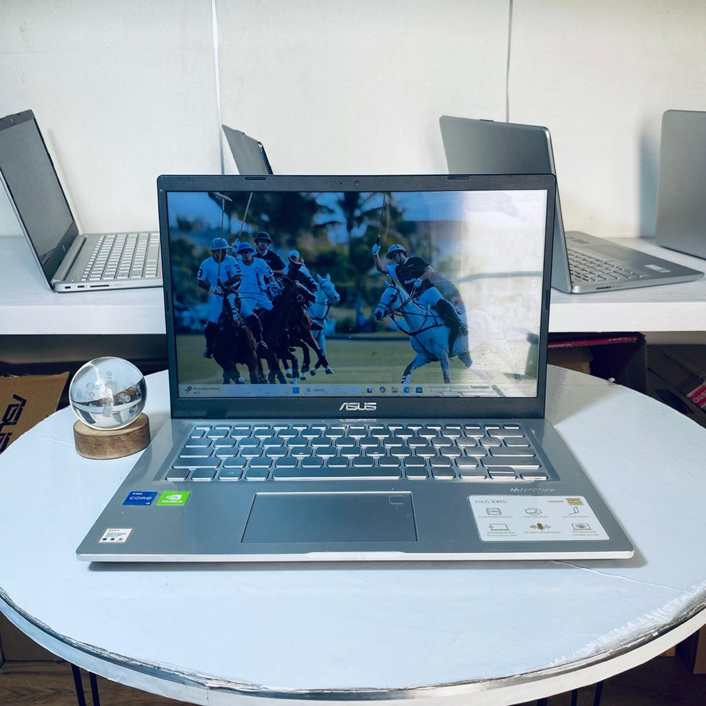 Laptop Asus VivoBook A416E  - Processor Core i5-1135G7 2.42GHz - ⁠VGA NVIDIA GeForce MX330 - ⁠RAM 16