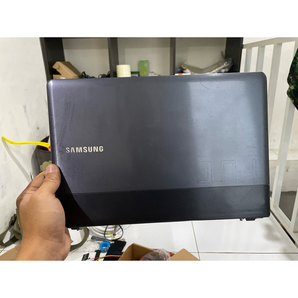 Case Samsung NP300