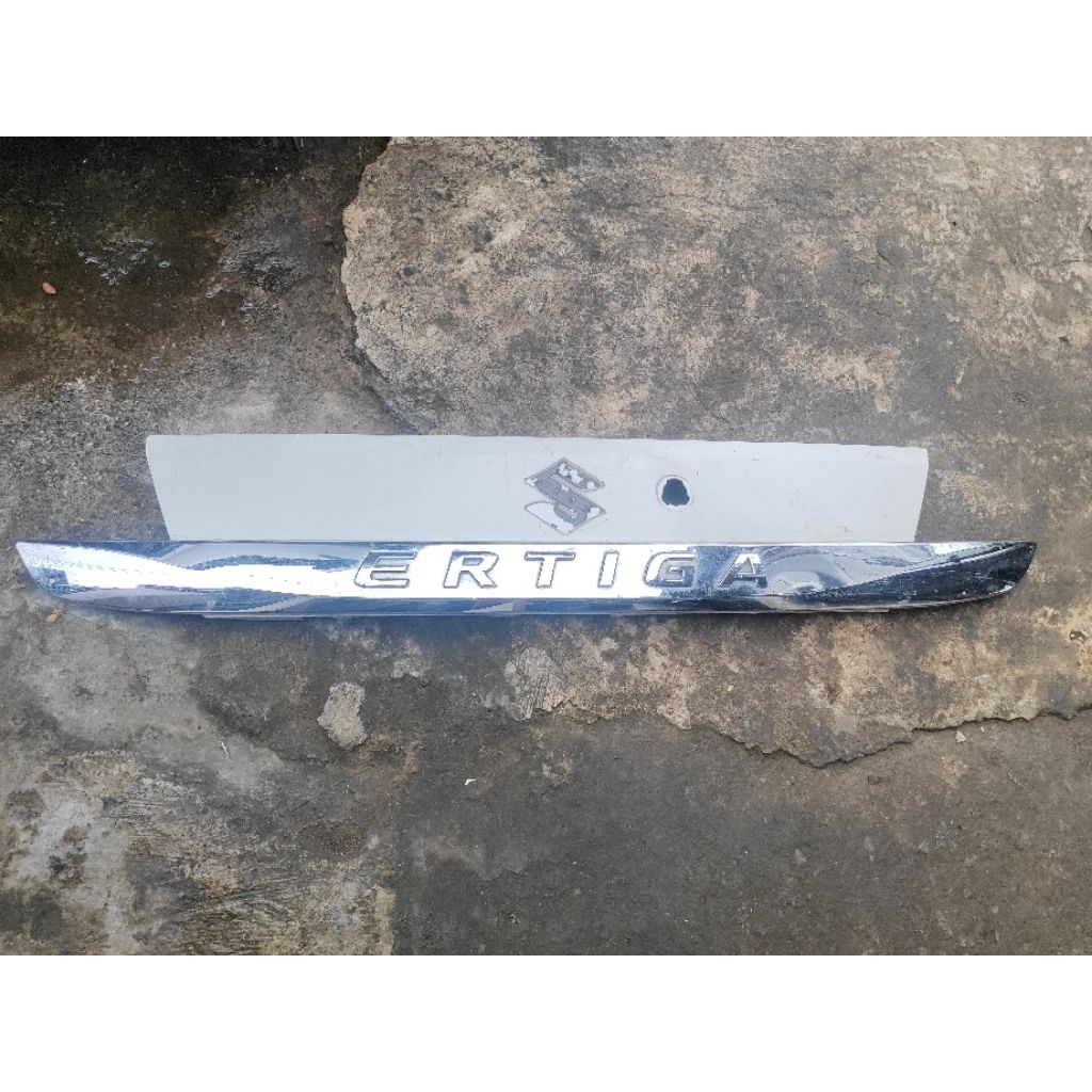 trunklid trunk lid new ertiga 2016 2017 chrome original