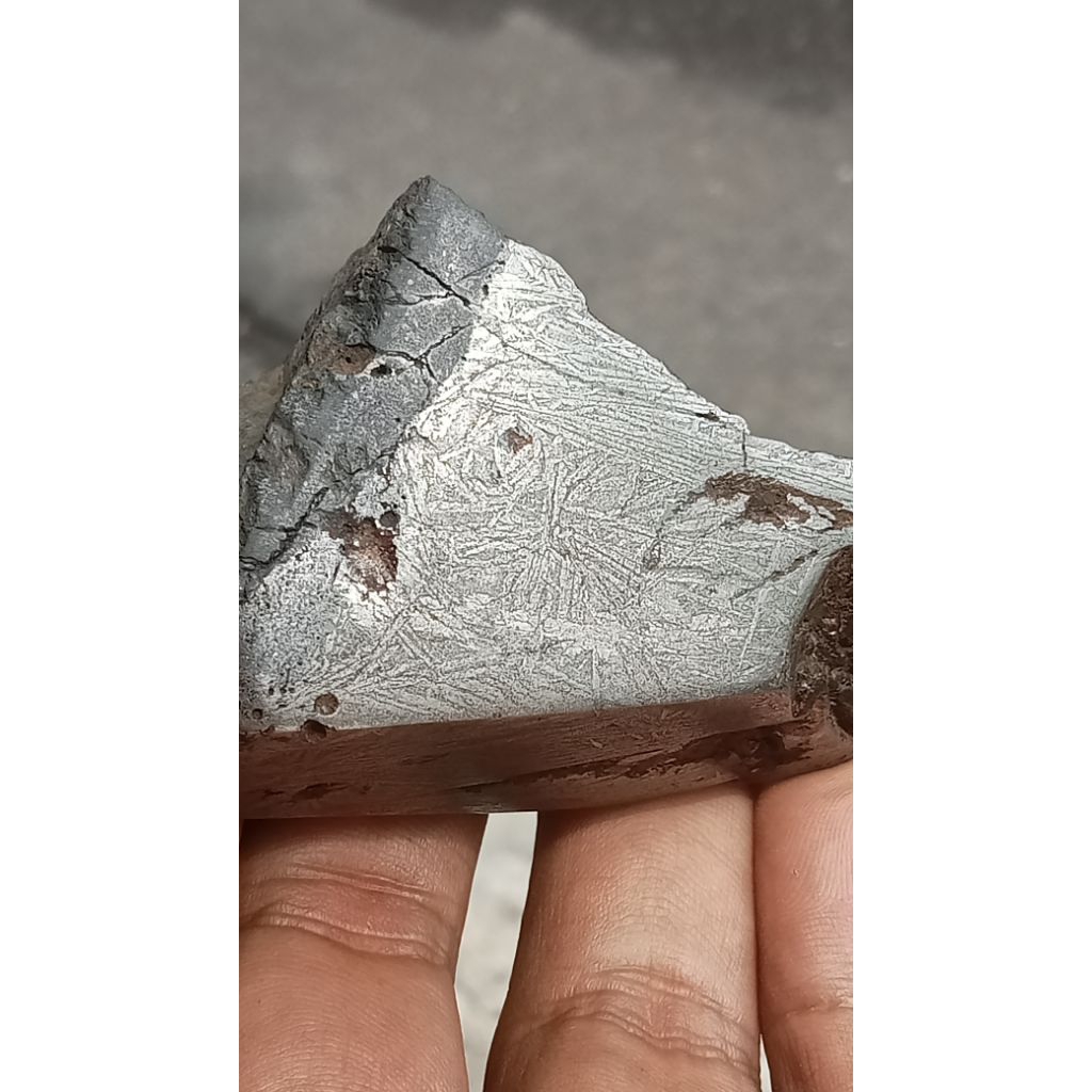 iron Meteorite batu besi Aji, rough, specimen, fragmen