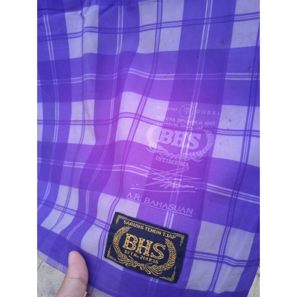 Sarung BHS KDT Tosca Sutra Second Kualitas Istimewa