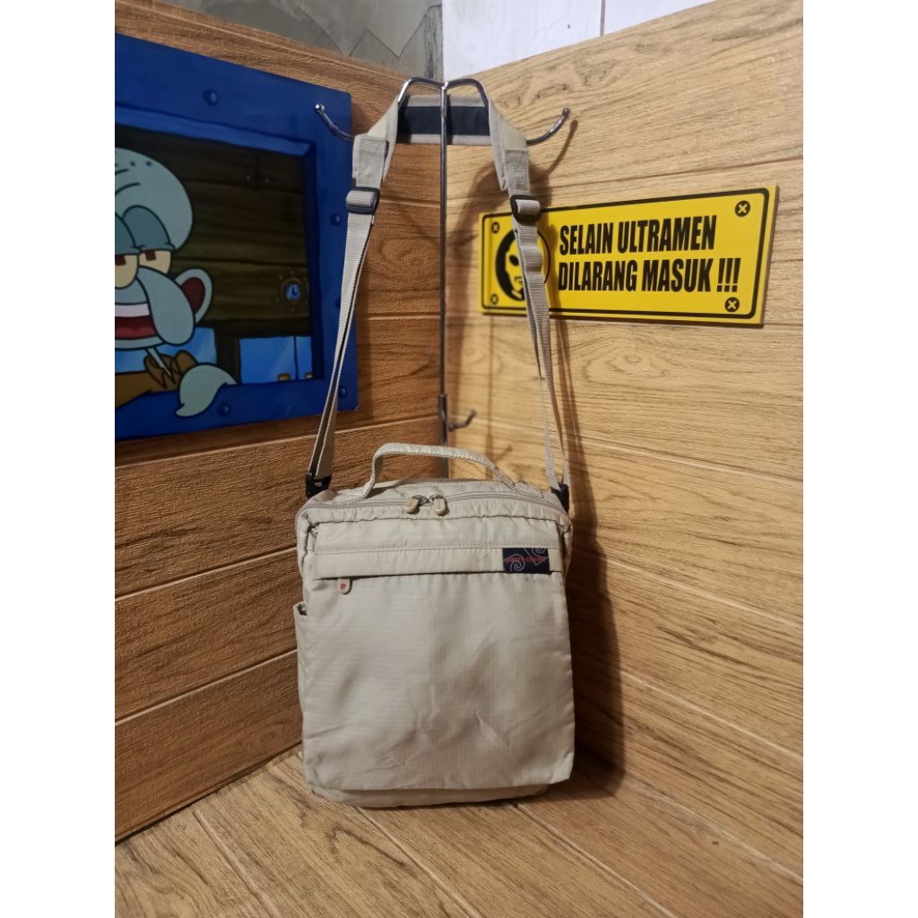 Tas slempang Pierre cardin second original