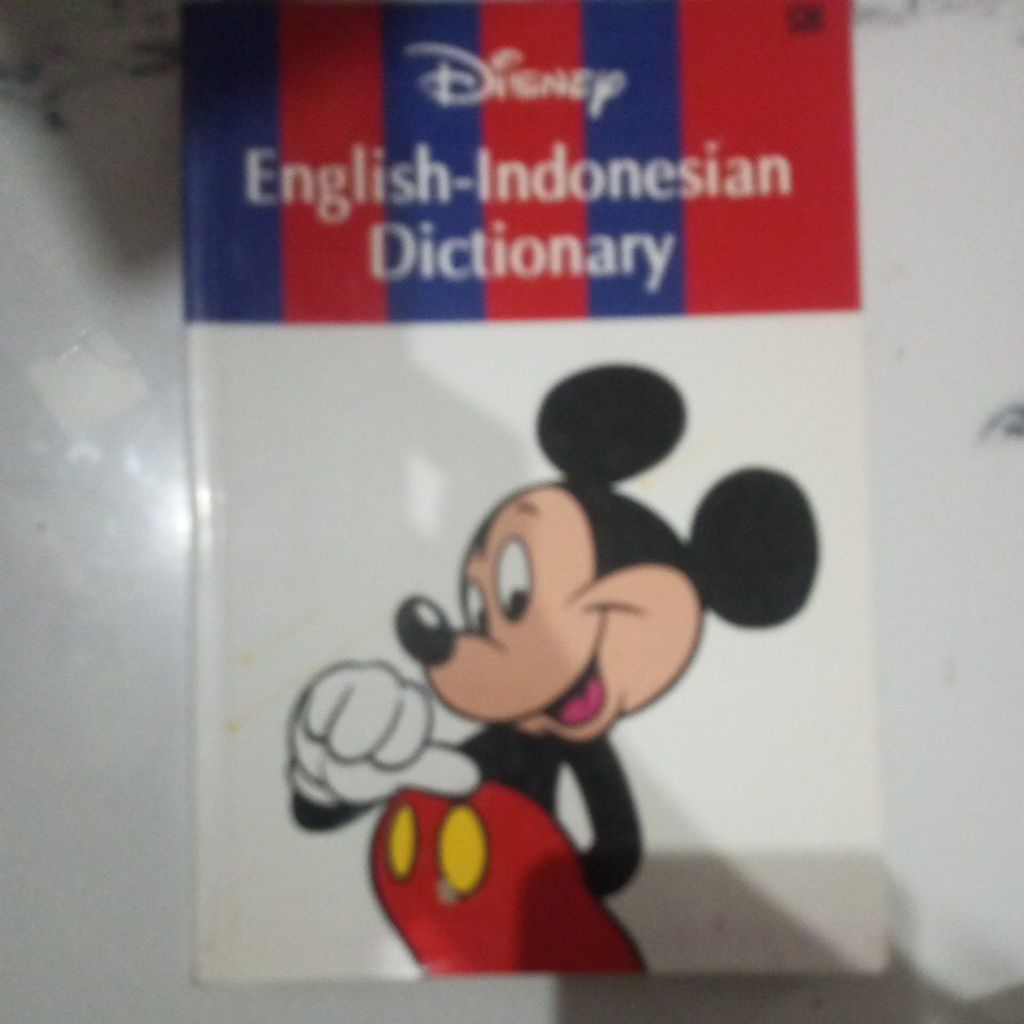 Disney English-indonesian dictionary
