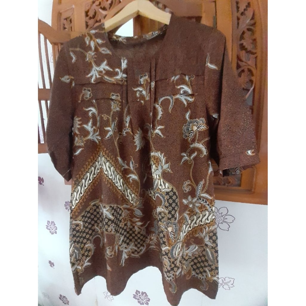 Baju Atasan Batik Wanita Preloved Second Branded ( LD 95 P 80)