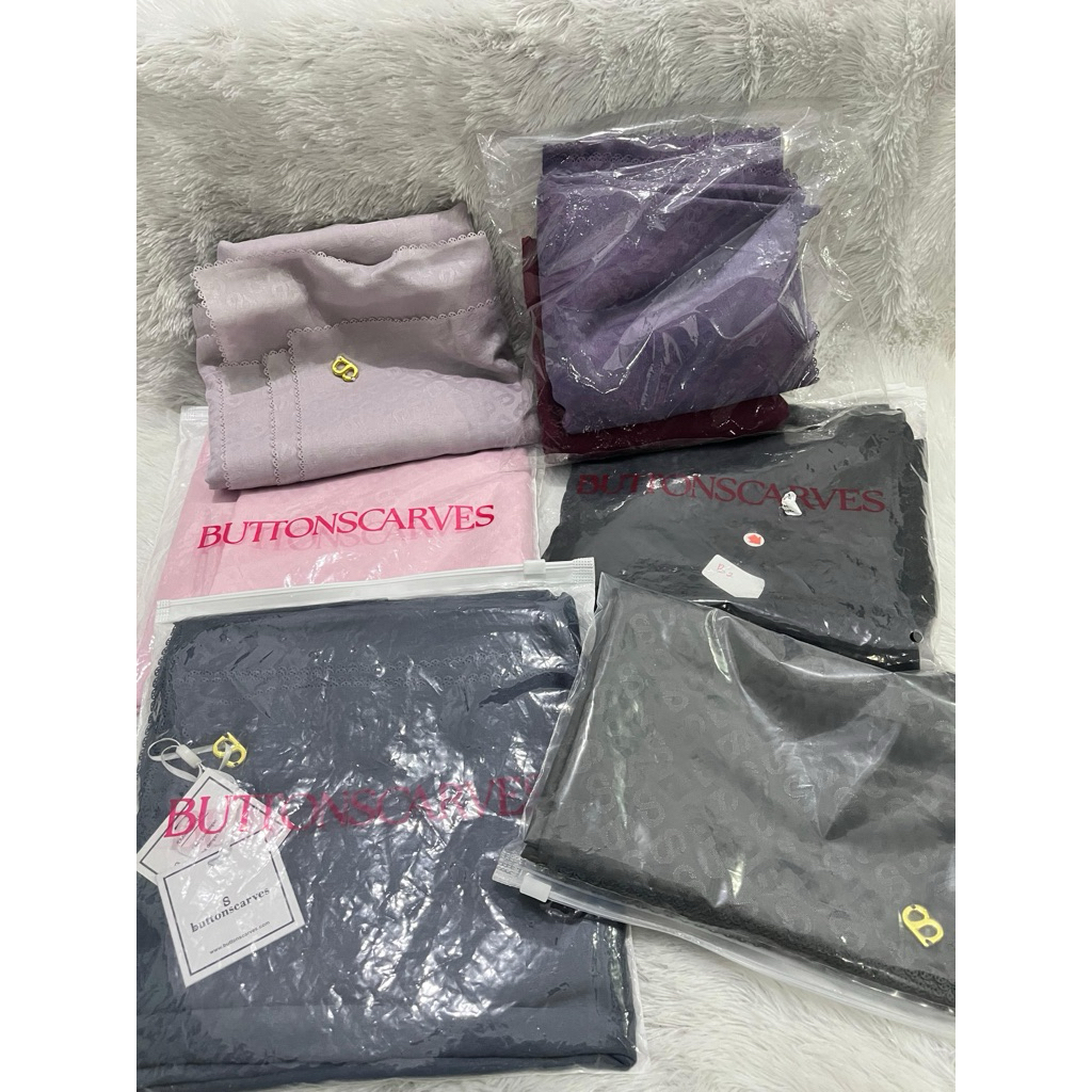 Buttonscarves Tapis Emboss New PL as is