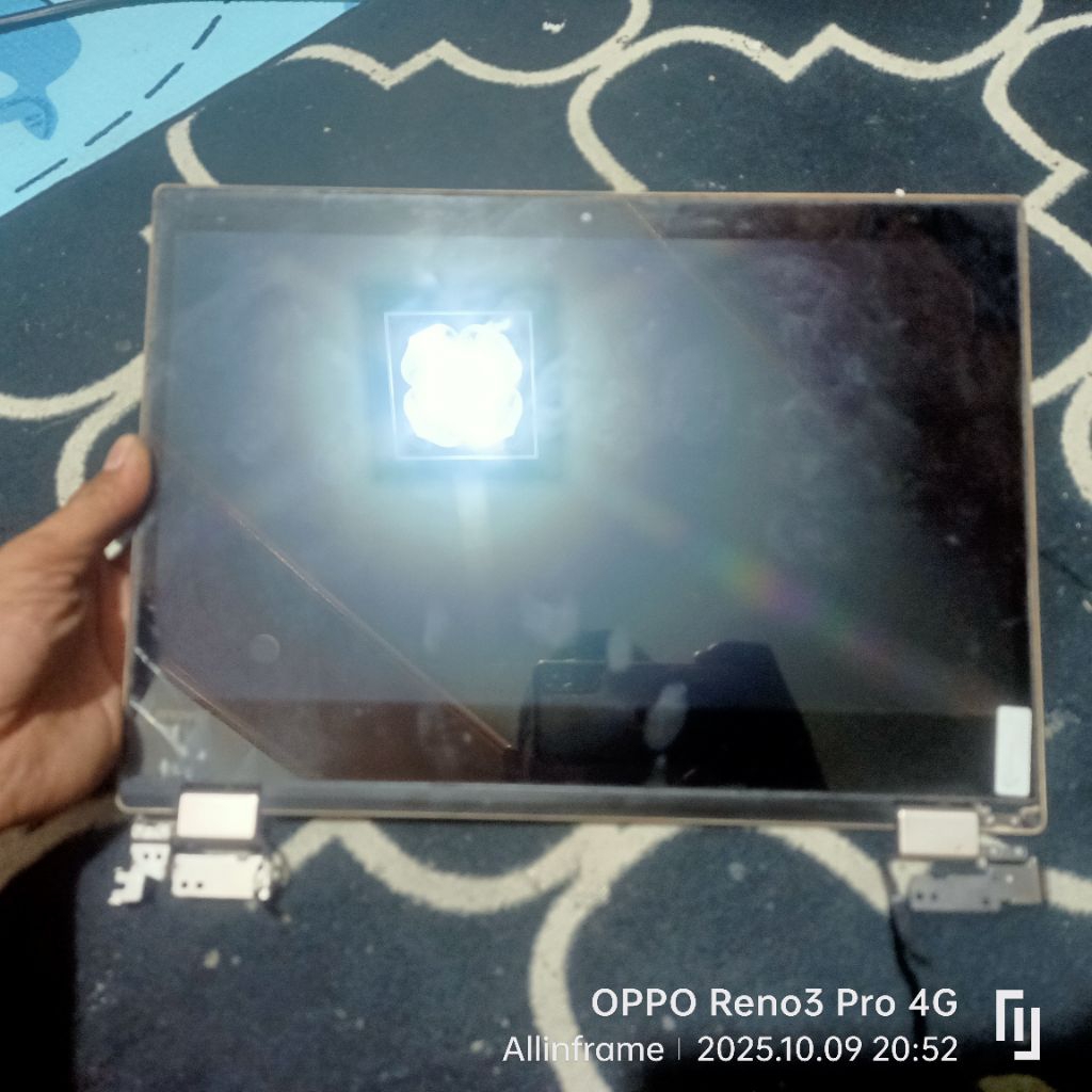 Layar Laptop, lcd led Laptop Lenovo Yoga 520-14ISK 520-14IKB Flex5-14 minus retak ts