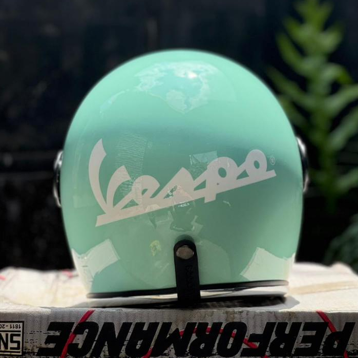 Helm Vespa Green Relax Hijau
