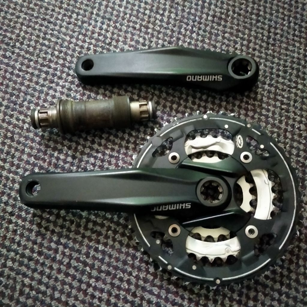 Crankset Shimano FC M430 triple 44-32-22T kondisi Second Mulus Include BB Octalink