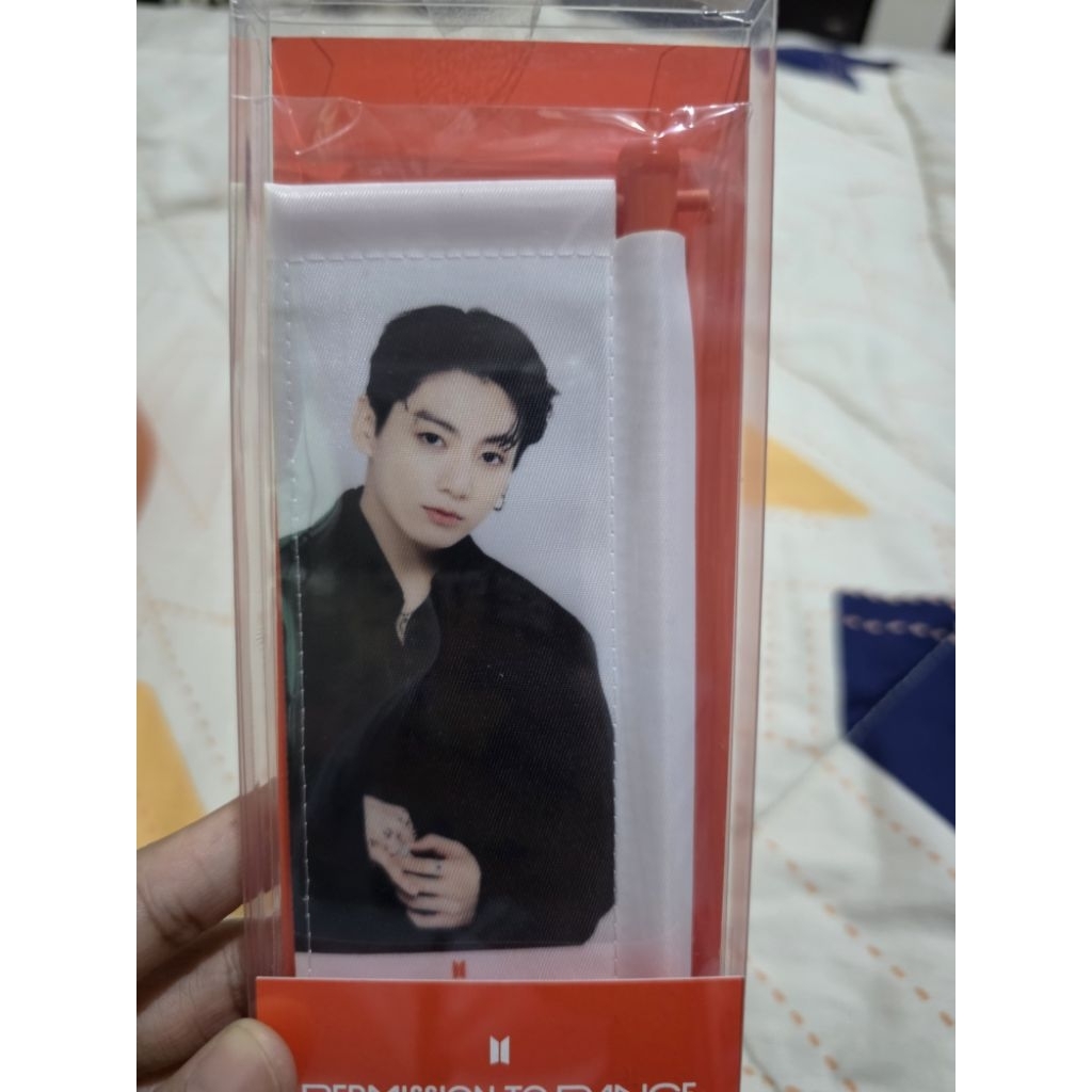 Merch BTS Jungkook (mini flag dan keyring)