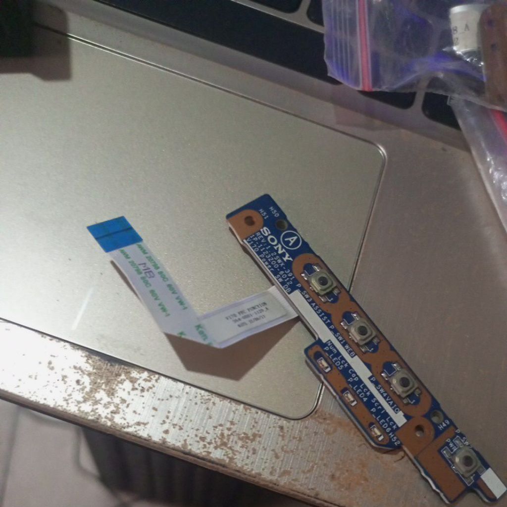 tombol switch laptop Sony Vaio e series