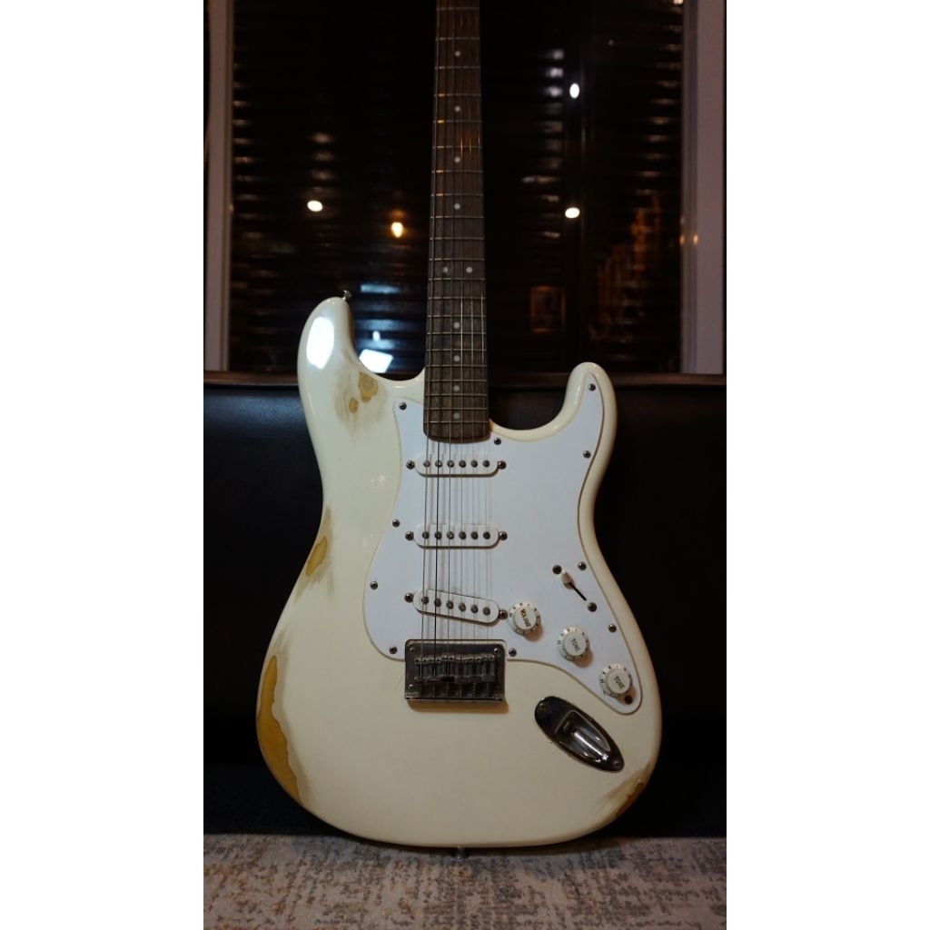 Squier Stratocaster Bullet Series Crafted in Indonesia 2018